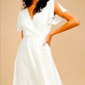 Lulu’s Harbor Point White wrap dress ✨